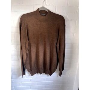 Vtg Fratelli Barneys New York Men's  100%Virgin Wool Sweater
Made in Italy Large